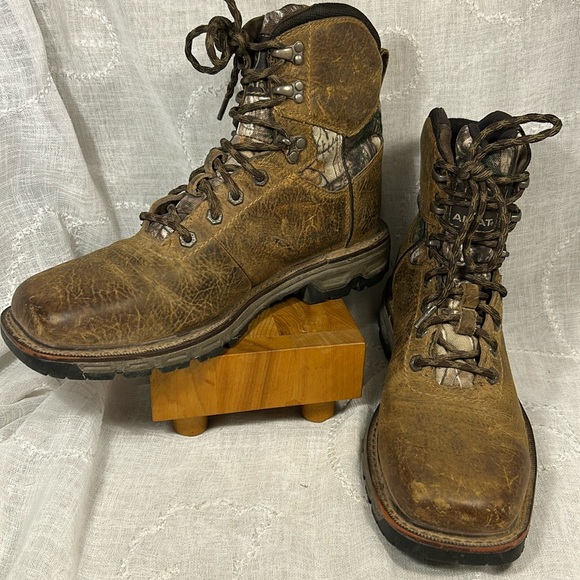 Ariat square toe leather camouflage high  lace up boots main image 6